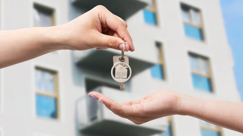 Moving to Dubai: A Local's Guide to Your First Few Weeks