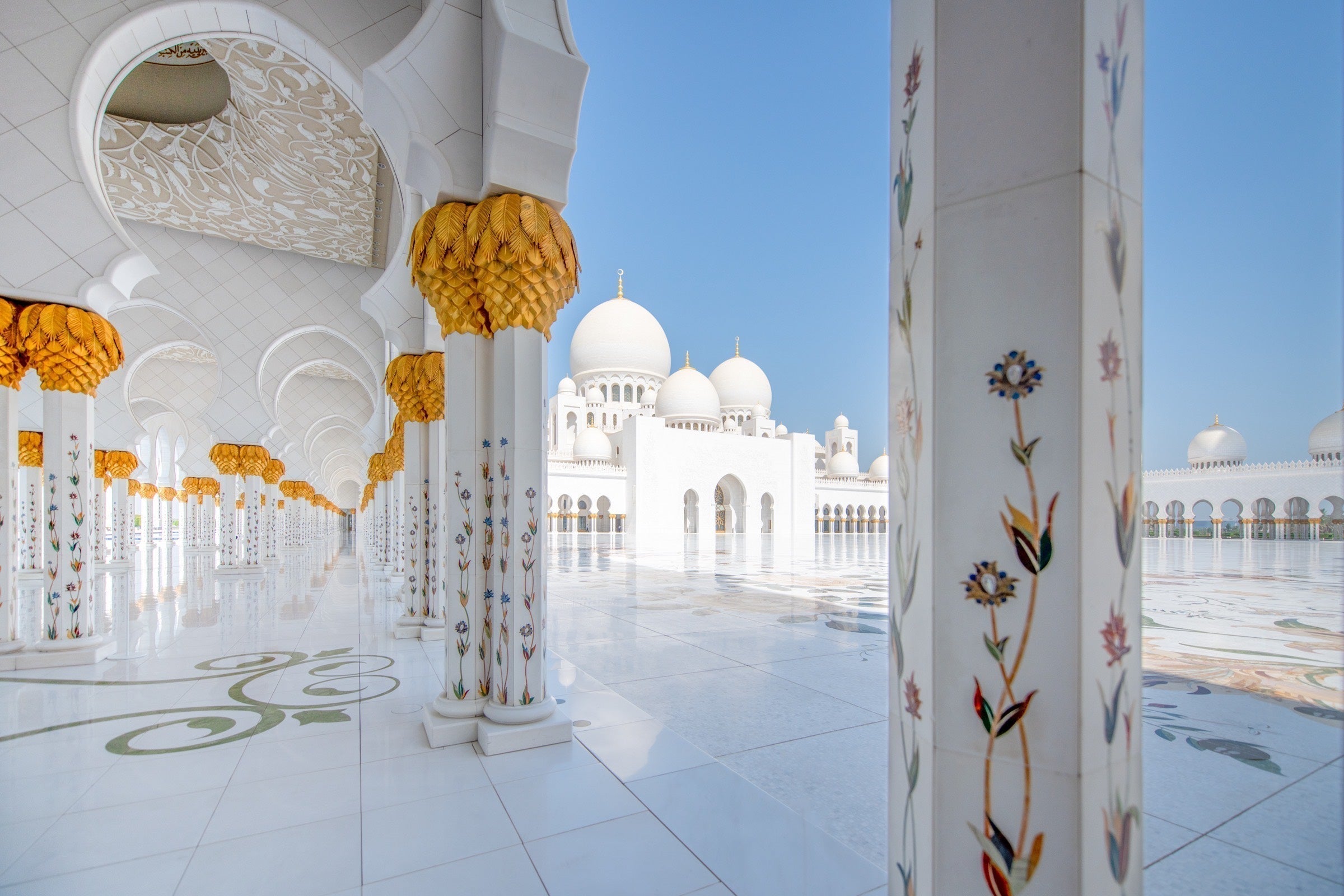 Sheikh Zayed Grand Mosque Dress Code Timings Visitor Tips Wander sheikh-zayed-grand-mosque-dress-code-timings-visitor-tips-wander